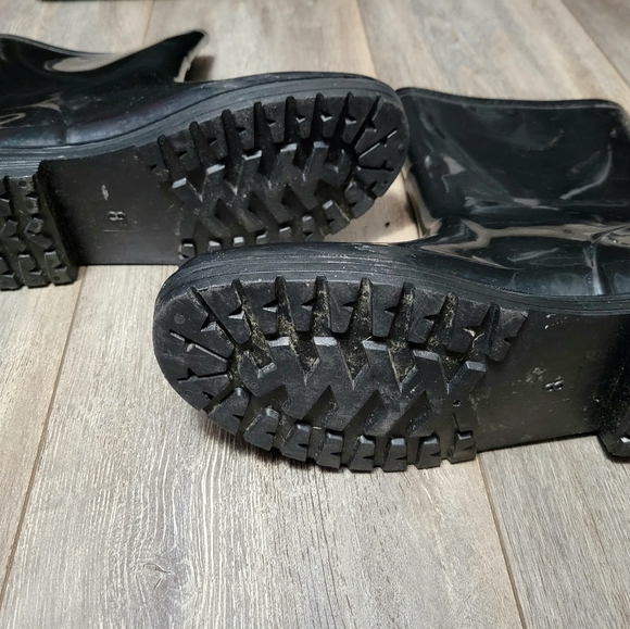 Unlisted by Kenneth Cole Zip Rain Boots - Picture 11 of 15